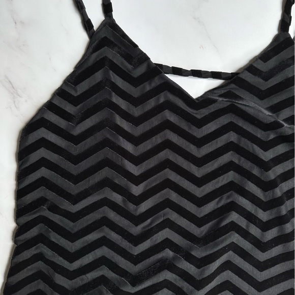Audrey 3+1 Black Velvet Zigzag Striped Mini Dress - Picture 6 of 13